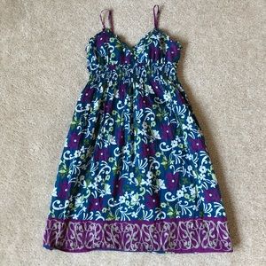 Beautiful flower print spaghetti strap dress.